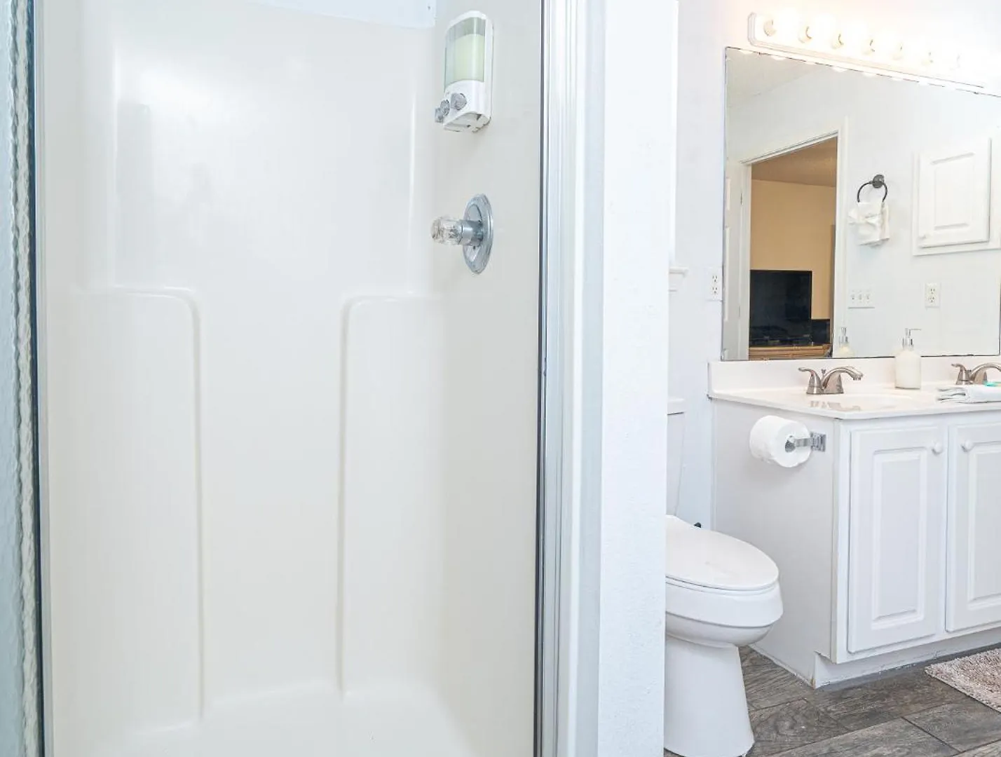 Windstarr Destin- Golf Cart Included, One Level, Close To Beach, Pet Friendly Destin